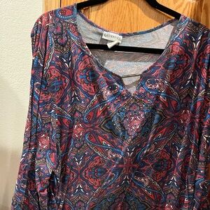 3/4 length sleeve shirt